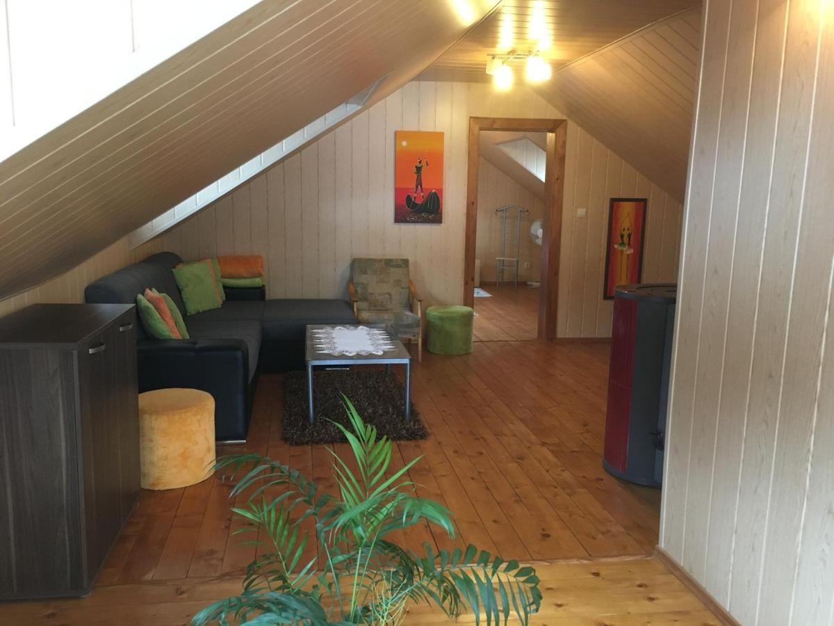 Banská Štiavnica Apartman U Holica מראה חיצוני תמונה